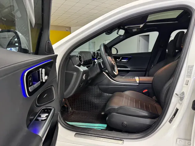 Mercedes-Benz C-Class — Фото автомобиля 4