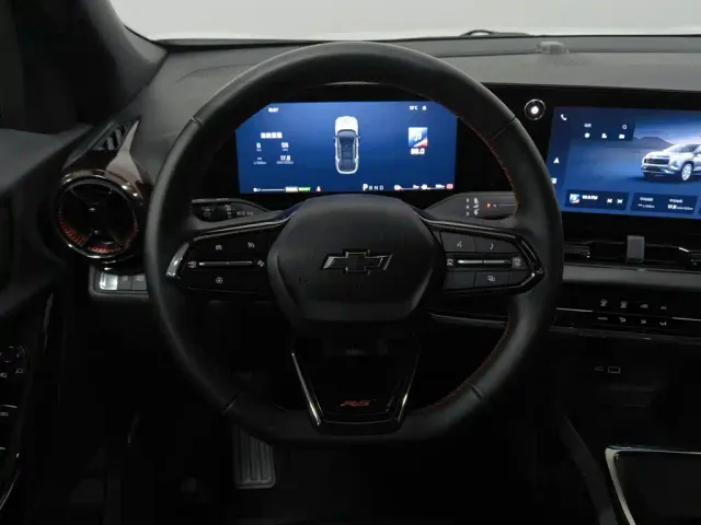 Chevrolet Equinox Plus — Фото автомобиля 11