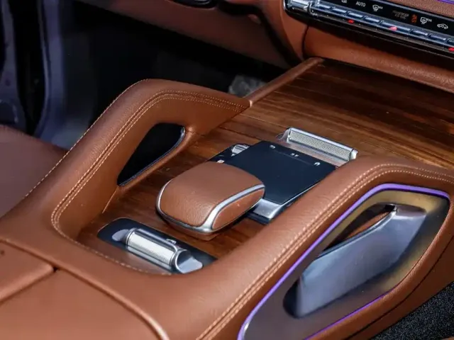 Mercedes-Benz GLE-Class — Фото автомобиля 30