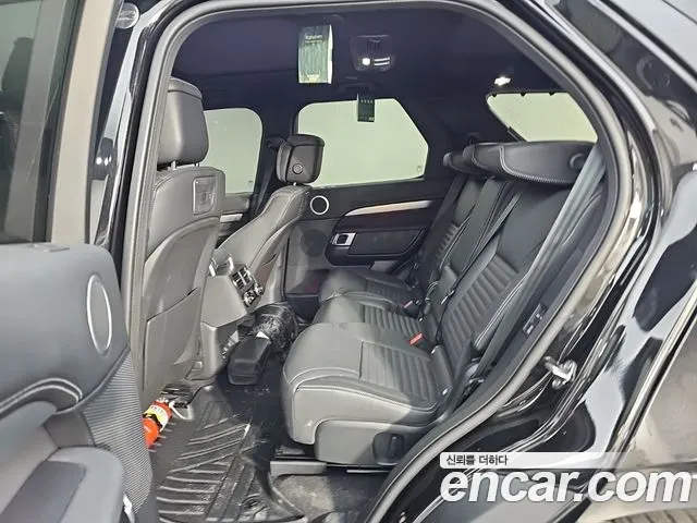 Land Rover Discovery — Фото автомобиля 12