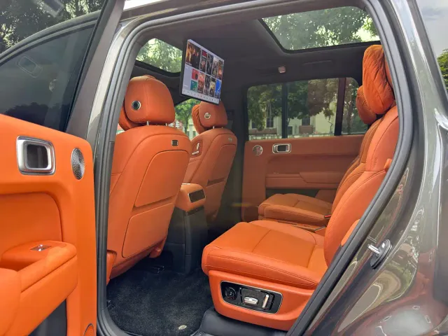 Li Auto L9 — Фото автомобиля 12
