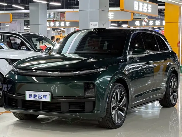 Фотография автомобиля — Li Auto L7