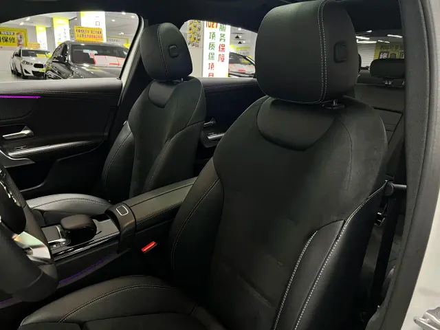 Mercedes-Benz A-Class — Фото автомобиля 24