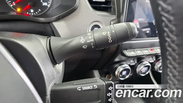 Renault-KoreaSamsung XM3 — Фото автомобиля 26