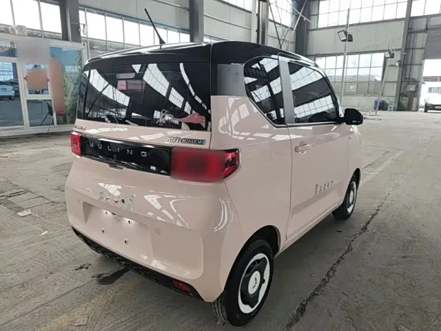 Wuling Hongguang Mini EV — Фото автомобиля 6