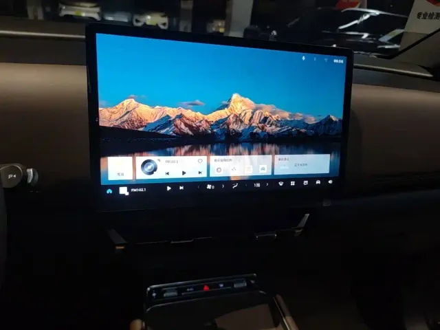 Wuling Starlight 730 — Фото автомобиля 12