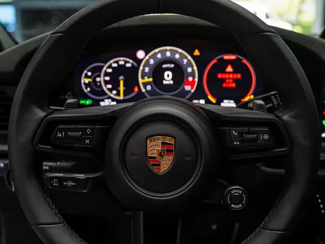 Porsche 911 — Фото автомобиля 16