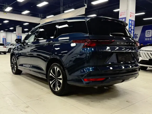 Wuling Victory — Фото автомобиля 6
