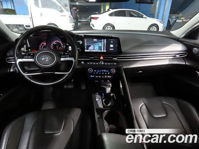 Hyundai Avante CN7 — Фото автомобиля 7