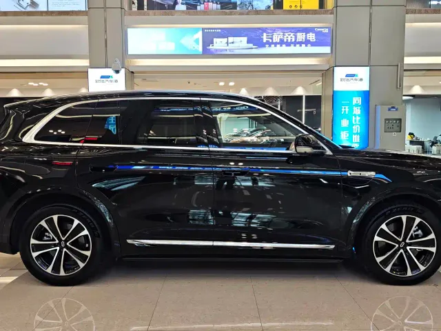 Aito M7 — Фото автомобиля 20
