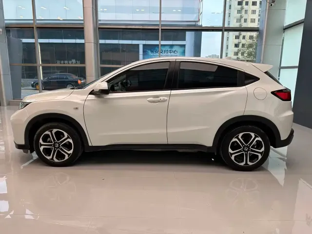 Honda XR-V — Фото автомобиля 5