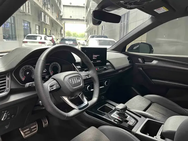 Audi Q5L Sportback — Фото автомобиля 9