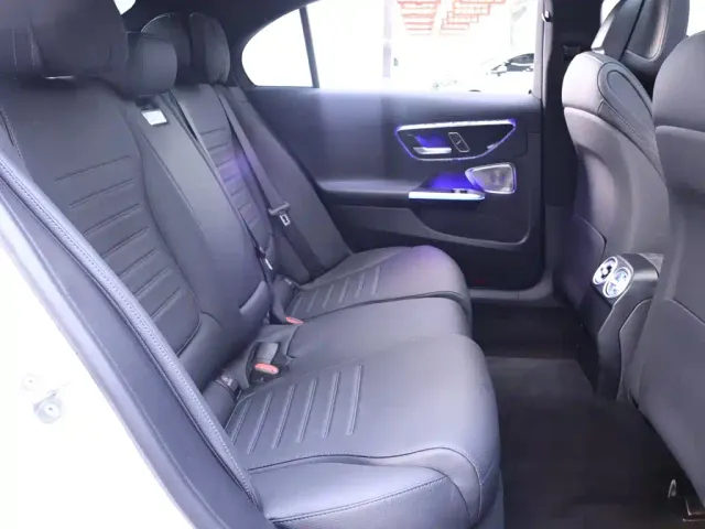 Mercedes-Benz C-Class — Фото автомобиля 22