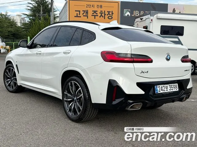 BMW X4 xDrive20i M Sport — Фото автомобиля 4