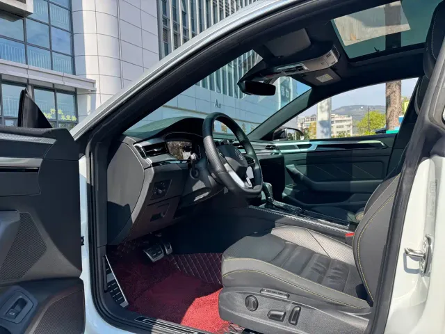 Volkswagen CC — Фото автомобиля 10