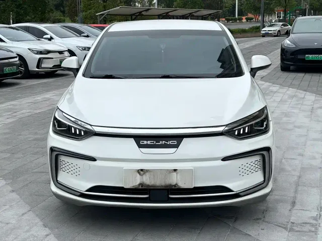 Фотография автомобиля — BAIC Beijing EU5