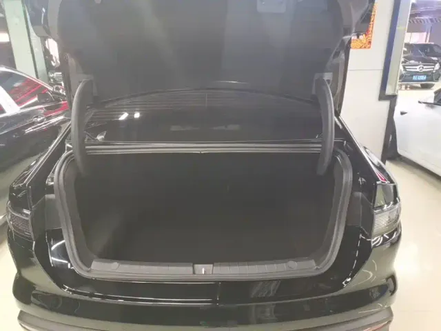 BYD Seal 05 DM-i — Фото автомобиля 18