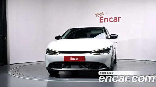 Kia EV6 — Фото автомобиля 3