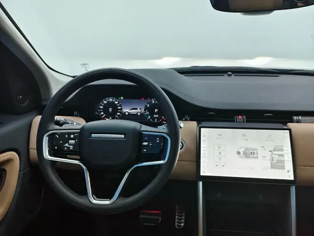 Land Rover Discovery Sport — Фото автомобиля 11