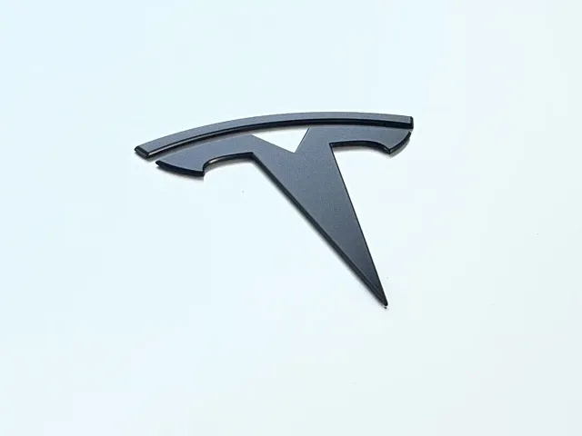 Tesla Model Y — Фото автомобиля 5