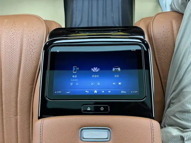Mercedes-Benz S-Class — Фото автомобиля 18