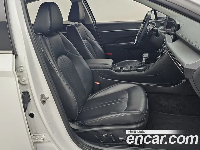 Hyundai Sonata Sonata Edge(DN8) 2.0 LPG(Для проката) — Фото автомобиля 10
