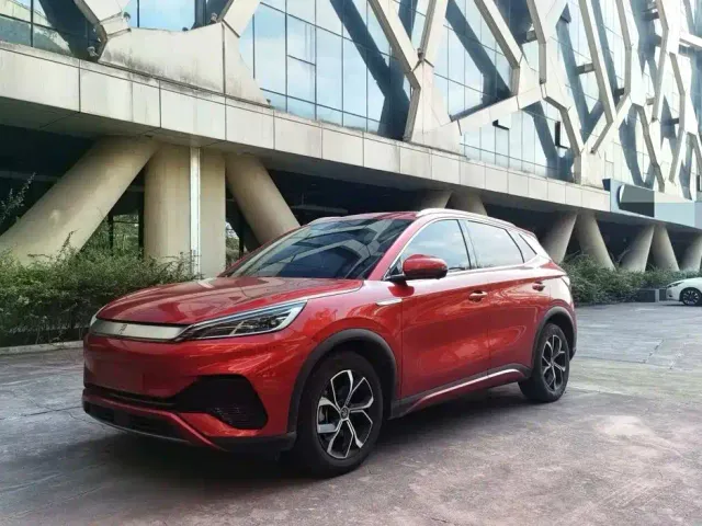 Фотография автомобиля — BYD Yuan PLUS
