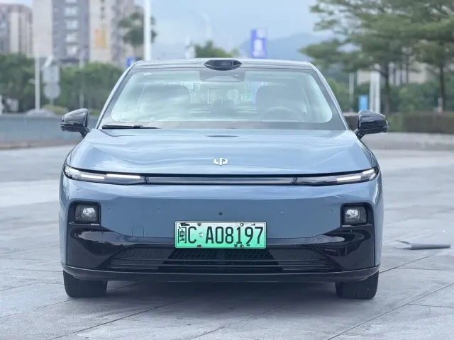 Leapmotor Leapmotor B01 2026 550 LiDAR Edition — Фото автомобиля 2