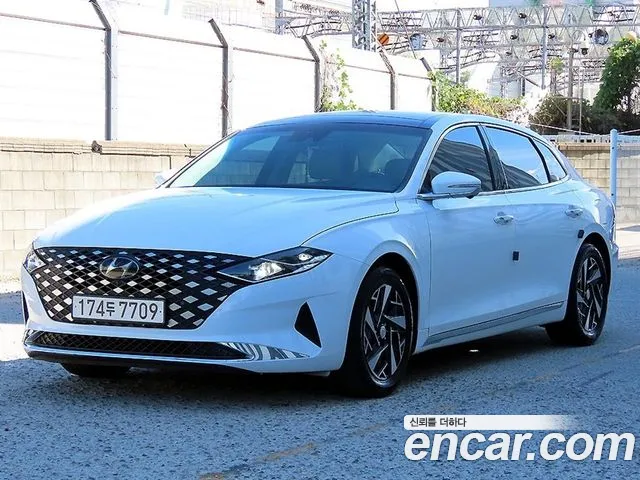 Hyundai Grandeur (New) Hybrid — Фото автомобиля 2
