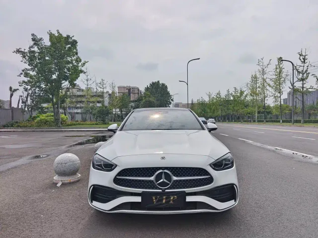 Mercedes-Benz C-Class — Фото автомобиля 3