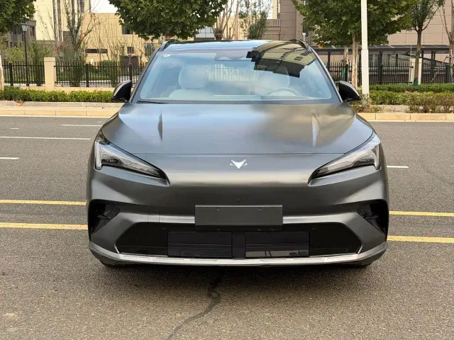 Arcfox Alpha T5 — Фото автомобиля 3