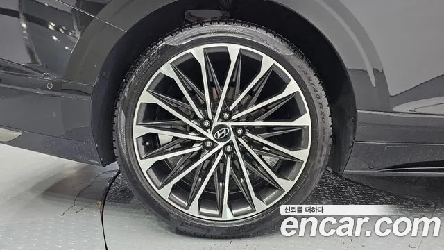 Hyundai Grandeur GN7 — Фото автомобиля 5
