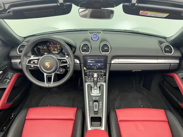 Porsche 718 — Фото автомобиля 17