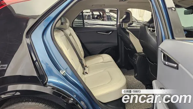 Kia Niro The All New Niro Signature — Фото автомобиля 12