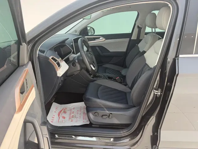 Volkswagen Tharu — Фото автомобиля 16