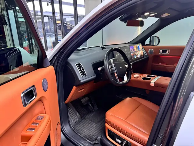 Li Auto L9 — Фото автомобиля 7