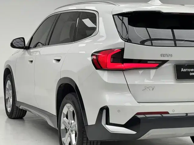 BMW X1 — Фото автомобиля 8