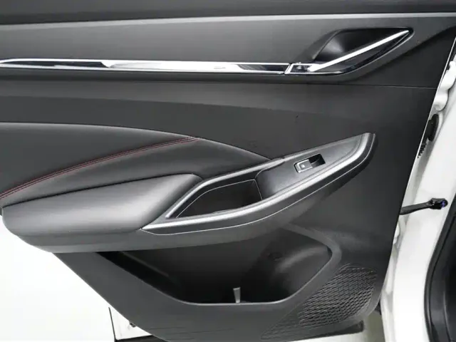 Changan Oushang X5 — Фото автомобиля 13