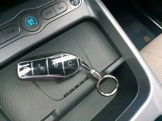 BYD Dolphin — Фото автомобиля 8