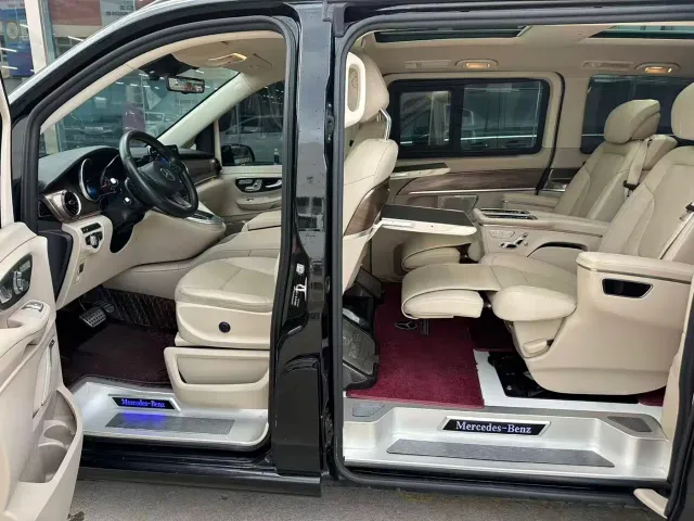 Mercedes-Benz V-Class — Фото автомобиля 5