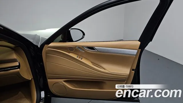Genesis G80 Бензин 2.5 турбо AWD — Фото автомобиля 24