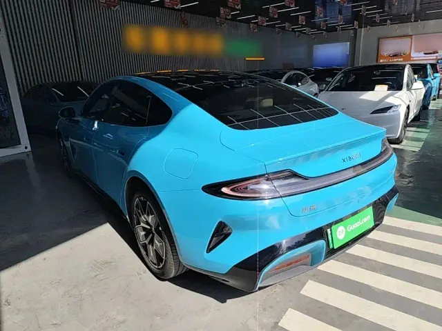 Xiaomi SU7 — Фото автомобиля 4