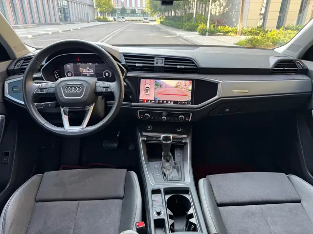 Audi Q3 — Фото автомобиля 13