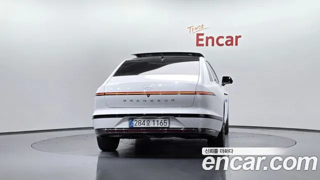 Hyundai Grandeur — Фото автомобиля 4