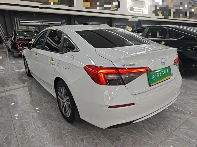 Honda Civic — Фото автомобиля 4