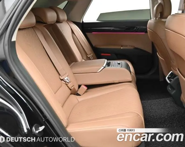 Hyundai Grandeur Grandeur (GN7) 2.5 Бензин 2WD — Фото автомобиля 12