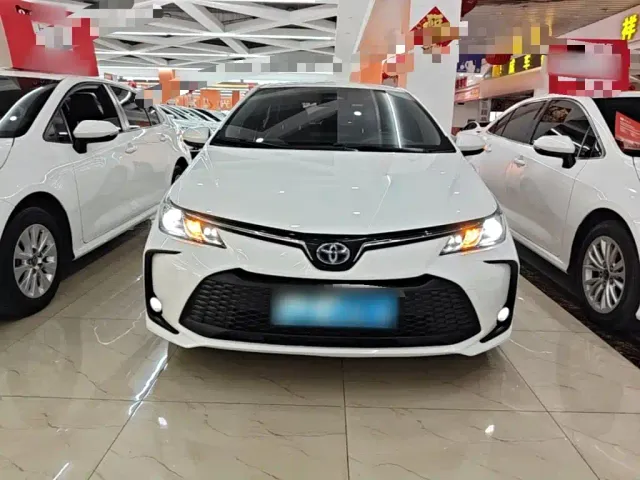 Toyota Corolla — Фото автомобиля 2