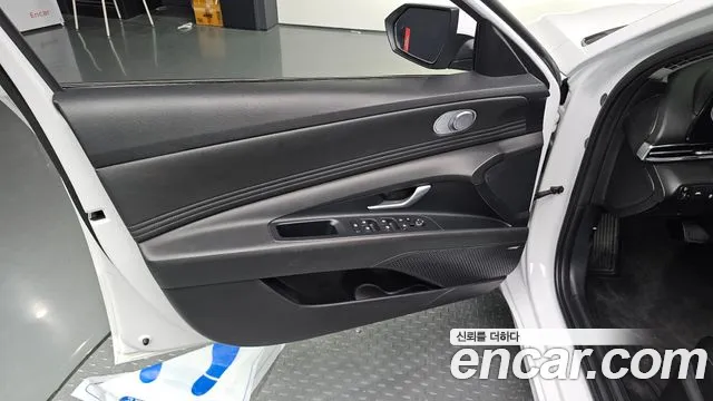 Hyundai Avante CN7 — Фото автомобиля 24