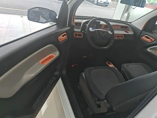 Wuling Hongguang Mini EV — Фото автомобиля 15