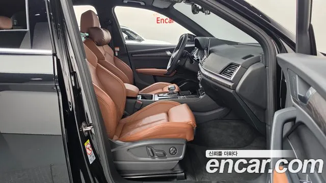 Audi Q5 FY — Фото автомобиля 16